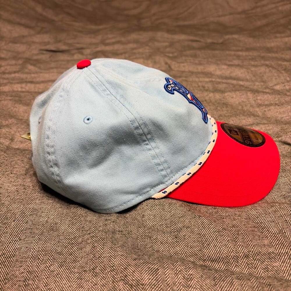 New Era Men's Boston Hat - Picture 4 of 5